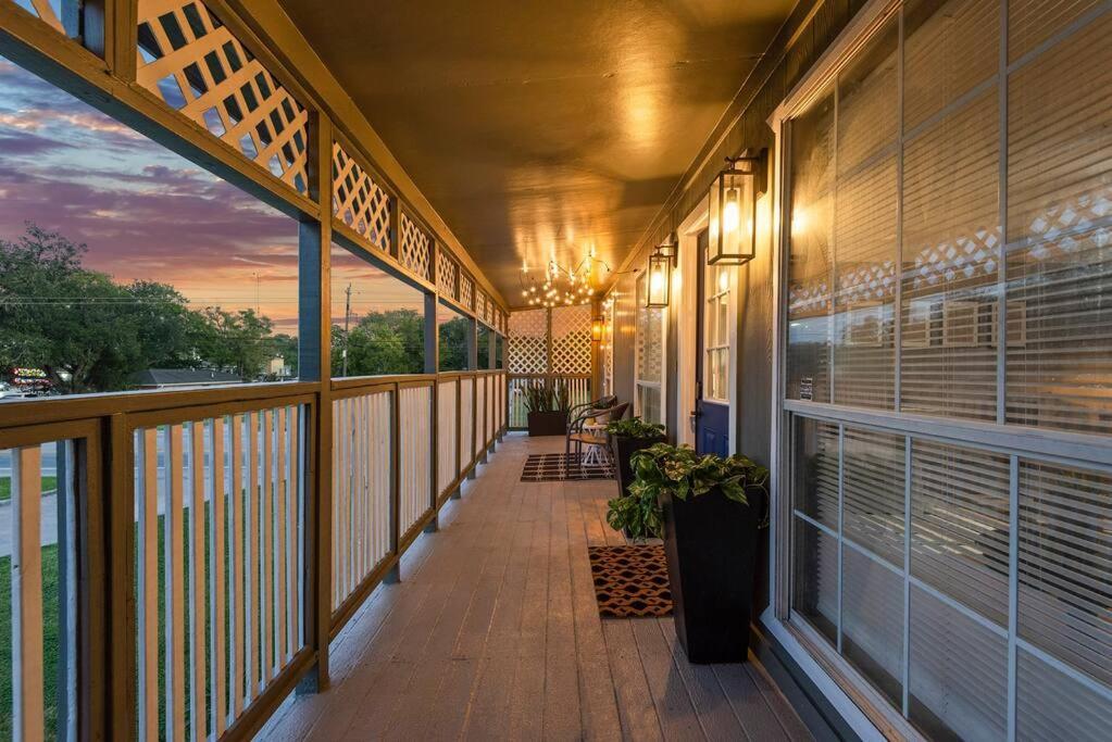 Sunnyside Retreat Apartamento Bacliff Exterior foto